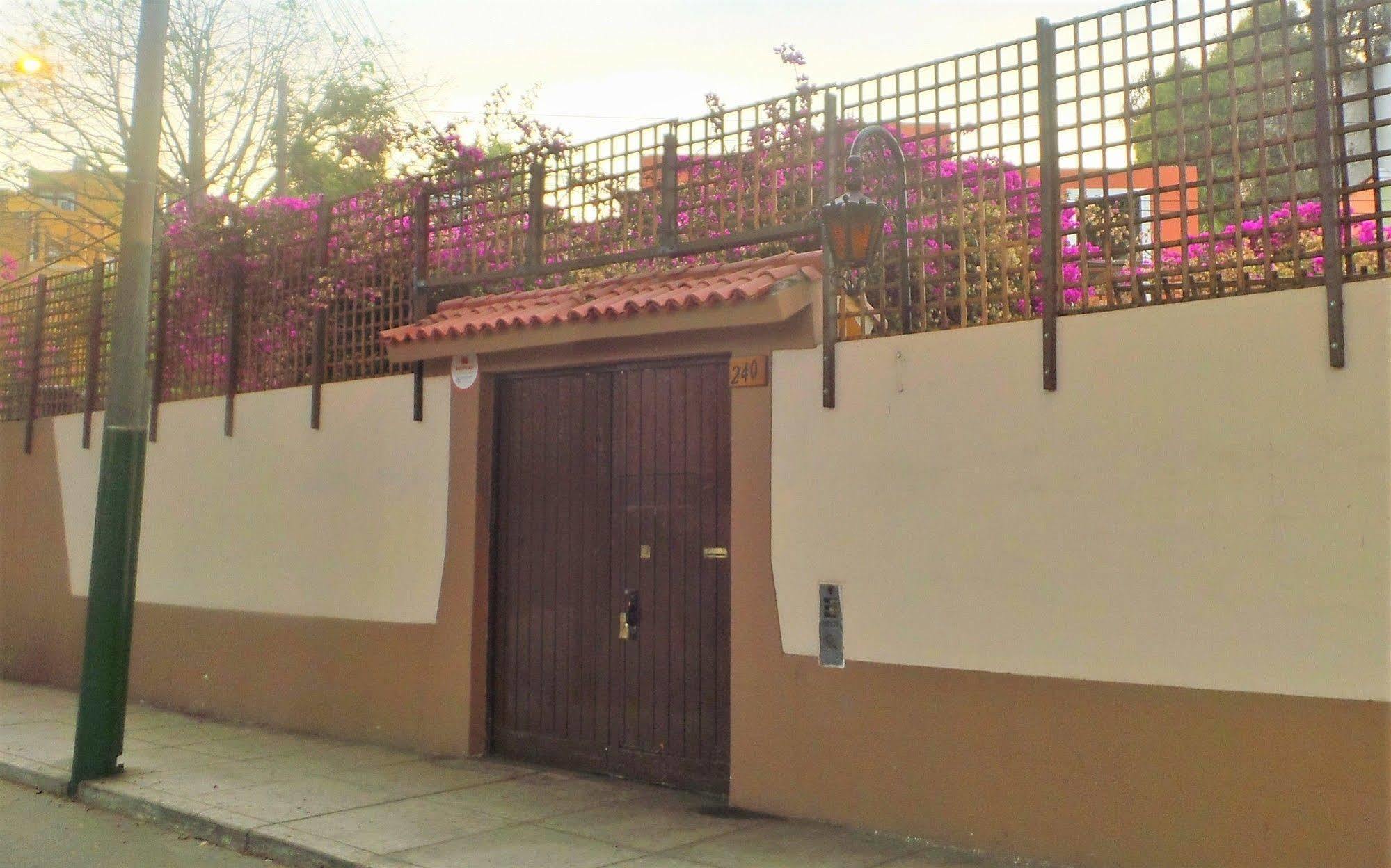 D'osma Bed & Breakfast 3*